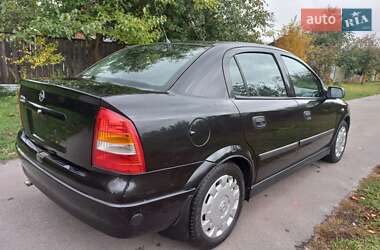 Седан Opel Astra 2008 в 