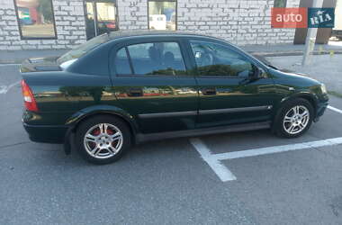 Седан Opel Astra 2000 в 