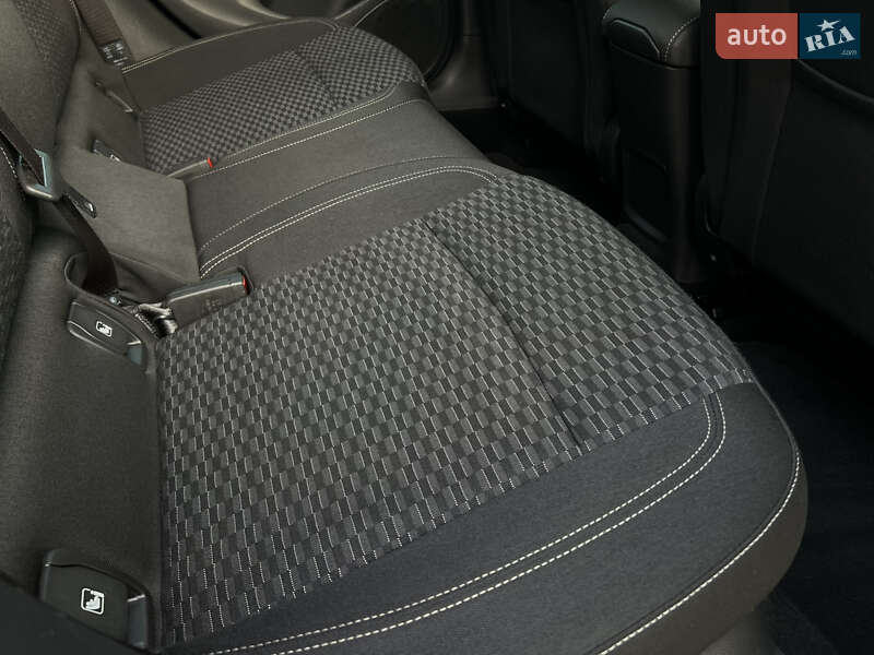 Хетчбек Opel Astra 2018 в Стрию