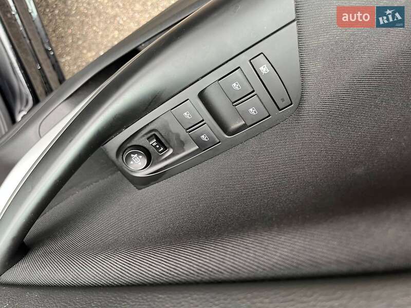 Универсал Opel Astra 2022 в Киеве
