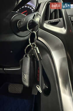 Хэтчбек Opel Astra 2010 в 