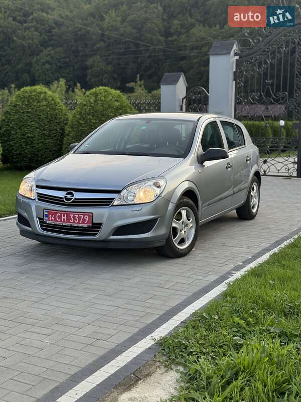 Opel Astra 2009