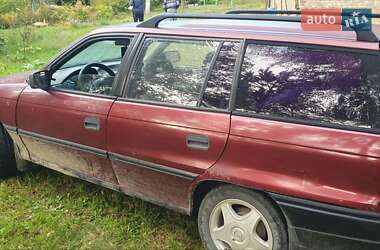 Универсал Opel Astra 1992 в Львове