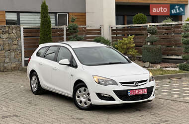 Універсал Opel Astra 2013 в Львові