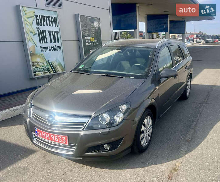 Opel Astra 2010