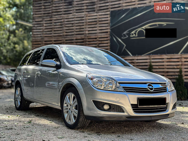 Opel Astra 2009