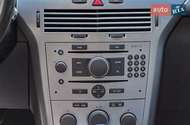 Универсал Opel Astra 2009 в 