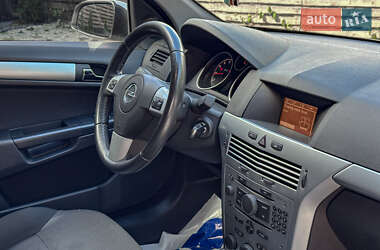 Универсал Opel Astra 2009 в 