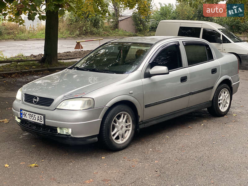 Opel Astra 2005