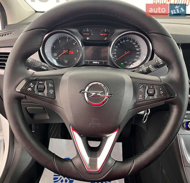 Универсал Opel Astra 2016 в Львове
