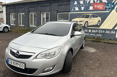 Хэтчбек Opel Astra 2010 в 