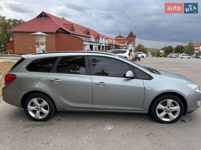 Универсал Opel Astra 2011 в Кобеляках фото 4 Универсал Opel Astra 2011 в Кобеляках