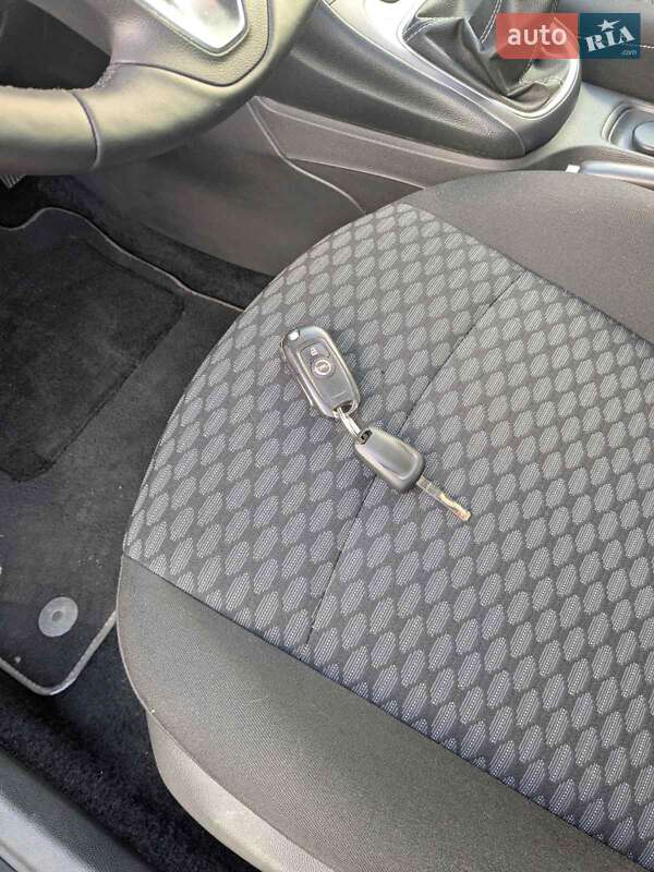 Универсал Opel Astra 2019 в Ковеле