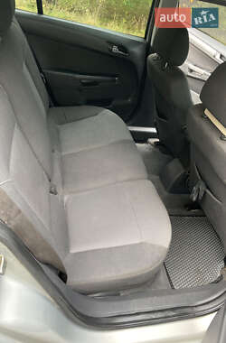 Універсал Opel Astra 2008 в  фото 11 Універсал Opel Astra 2008 в