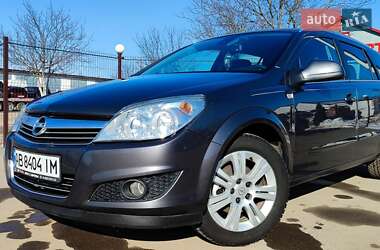 Универсал Opel Astra 2010 в Баре
