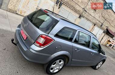 Универсал Opel Astra 2008 в 
