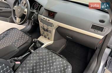 Универсал Opel Astra 2008 в 