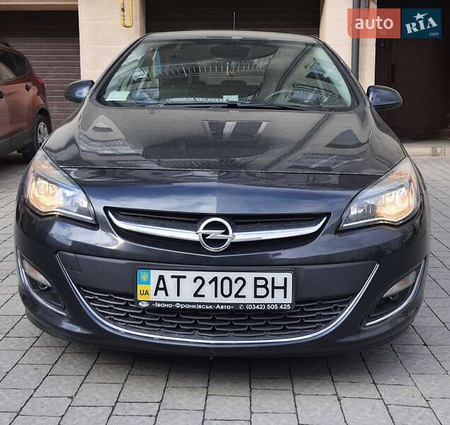 Хэтчбек Opel Astra 2012 в Ивано-Франковске фото 3 Хэтчбек Opel Astra 2012 в Ивано-Франковске