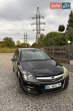 Універсал Opel Astra 2008 в Трускавці