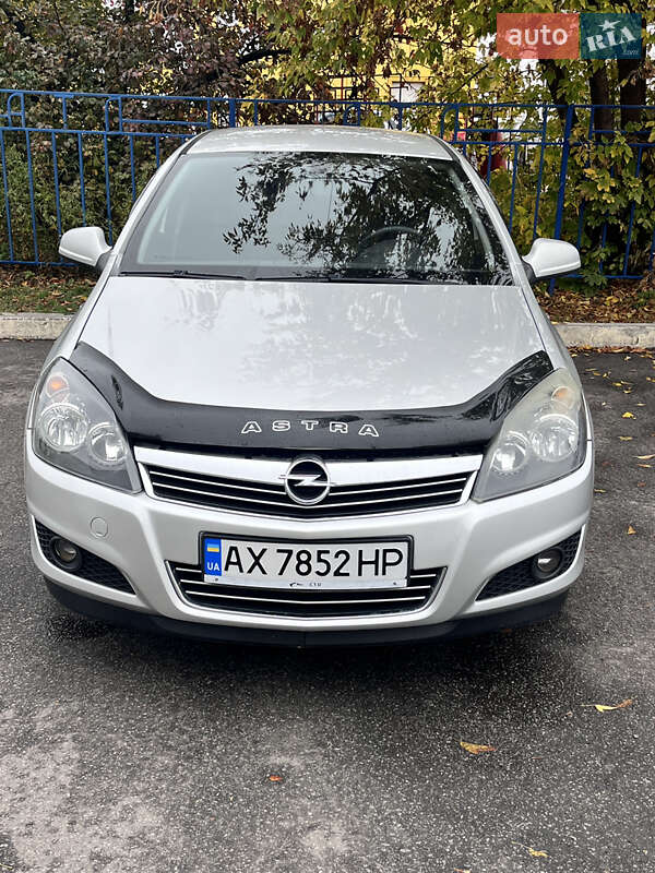 Хетчбек Opel Astra 2012 в Харкові фото 16 Хетчбек Opel Astra 2012 в Харкові