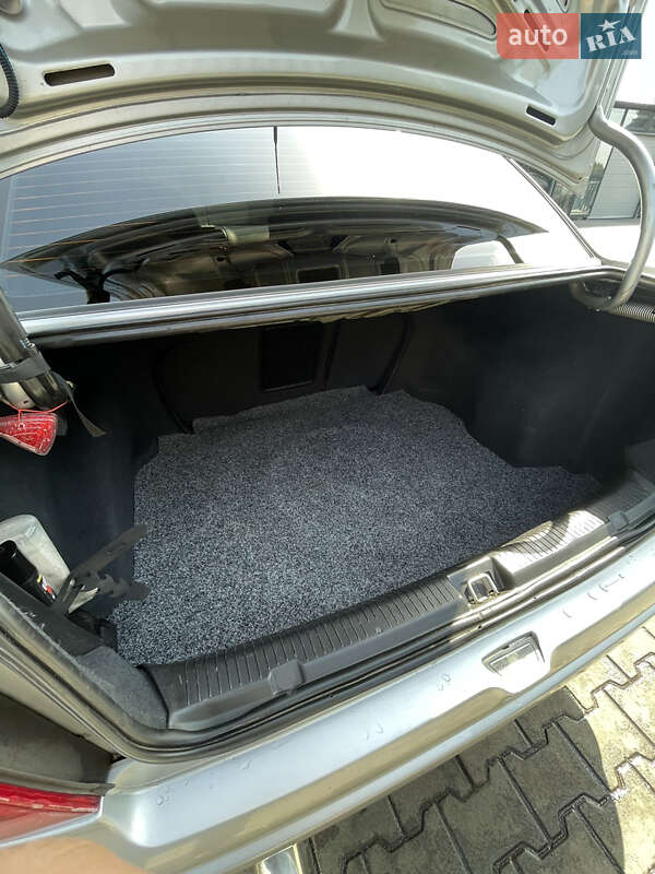 Седан Opel Astra 2000 в Шептицькому