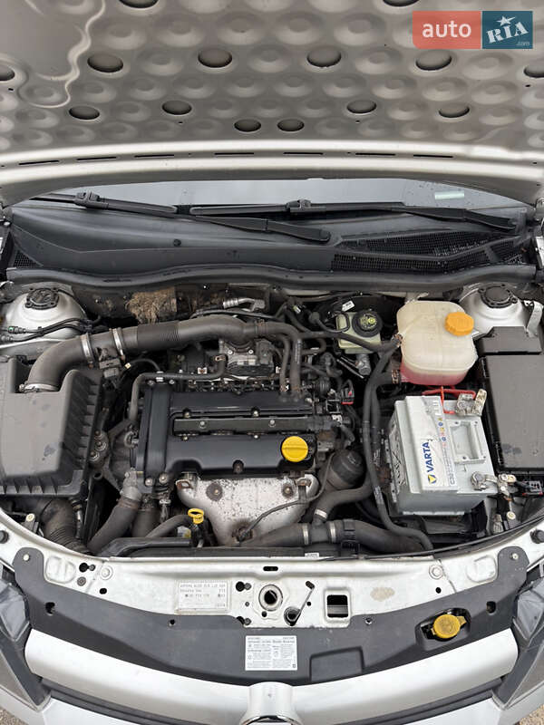 Универсал Opel Astra 2004 в Николаеве фото 23 Универсал Opel Astra 2004 в Николаеве