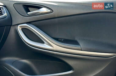 Универсал Opel Astra 2019 в 