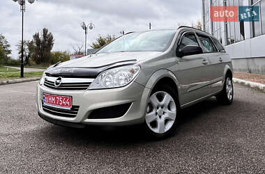 Универсал Opel Astra 2007 в 