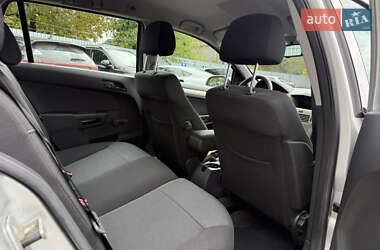 Универсал Opel Astra 2007 в 