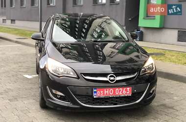 Хэтчбек Opel Astra 2014 в 