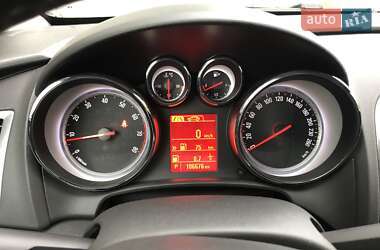 Хэтчбек Opel Astra 2014 в 