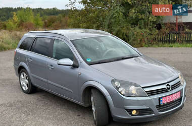 Универсал Opel Astra 2005 в 