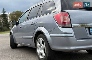 Универсал Opel Astra 2005 в 