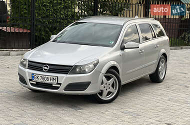 Универсал Opel Astra 2005 в Ровно