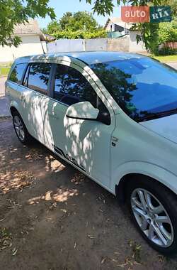 Универсал Opel Astra 2010 в 