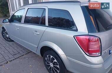 Универсал Opel Astra 2005 в  фото 7 Универсал Opel Astra 2005 в