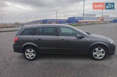 Универсал Opel Astra 2009 в 