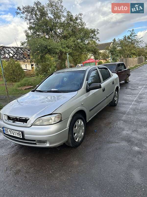 Седан Opel Astra 2008 в Баштанке