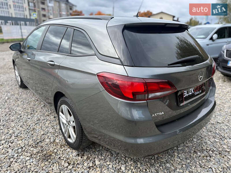Универсал Opel Astra 2017 в Коломые