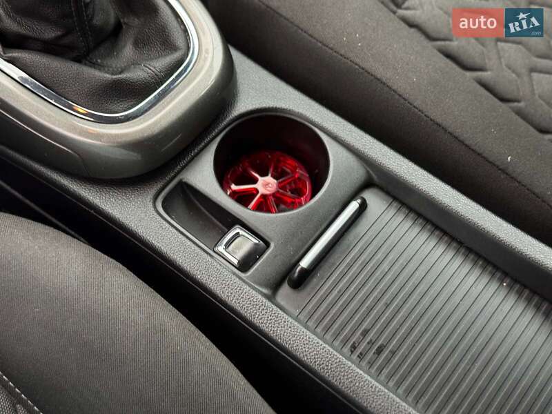 Универсал Opel Astra 2013 в Киеве фото 22 Универсал Opel Astra 2013 в Киеве