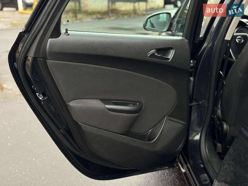 Универсал Opel Astra 2013 в Киеве фото 32 Универсал Opel Astra 2013 в Киеве