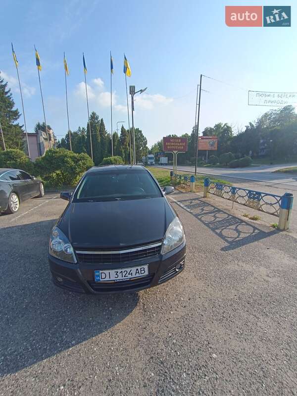 Хетчбек Opel Astra 2006 в Бурштині