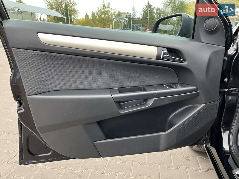 Универсал Opel Astra 2007 в Кривом Роге