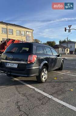 Универсал Opel Astra 2006 в 