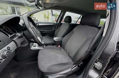 Універсал Opel Astra 2009 в 