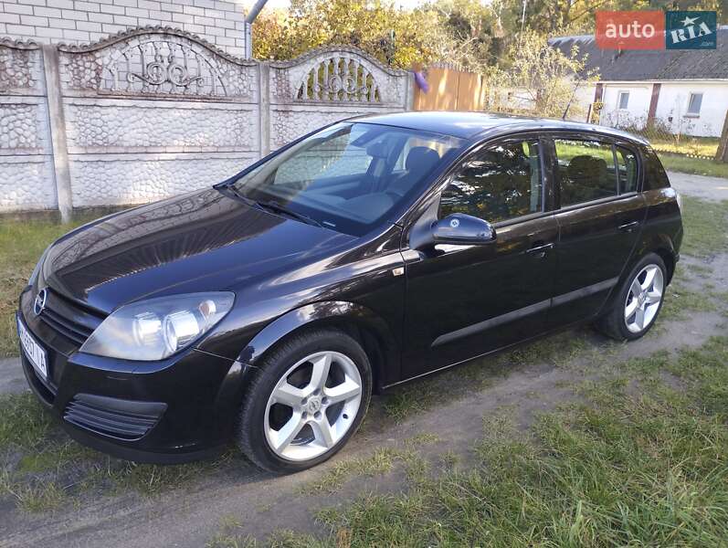Хэтчбек Opel Astra 2004 в Житомире