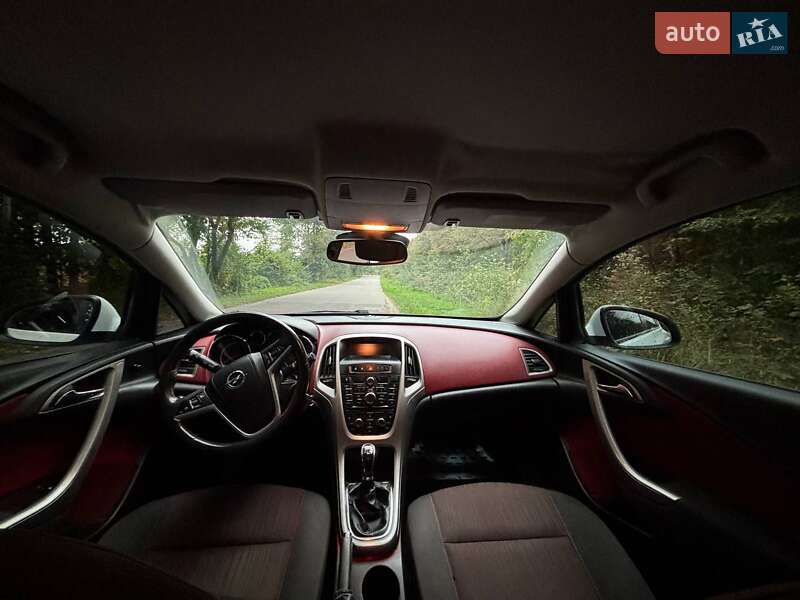 Хэтчбек Opel Astra 2010 в Жовкве фото 18 Хэтчбек Opel Astra 2010 в Жовкве