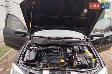 Седан Opel Astra 2008 в 