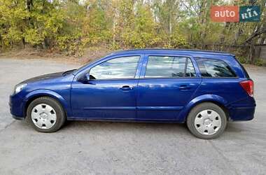 Универсал Opel Astra 2006 в 