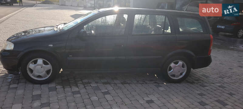 Универсал Opel Astra 2005 в Сутисках